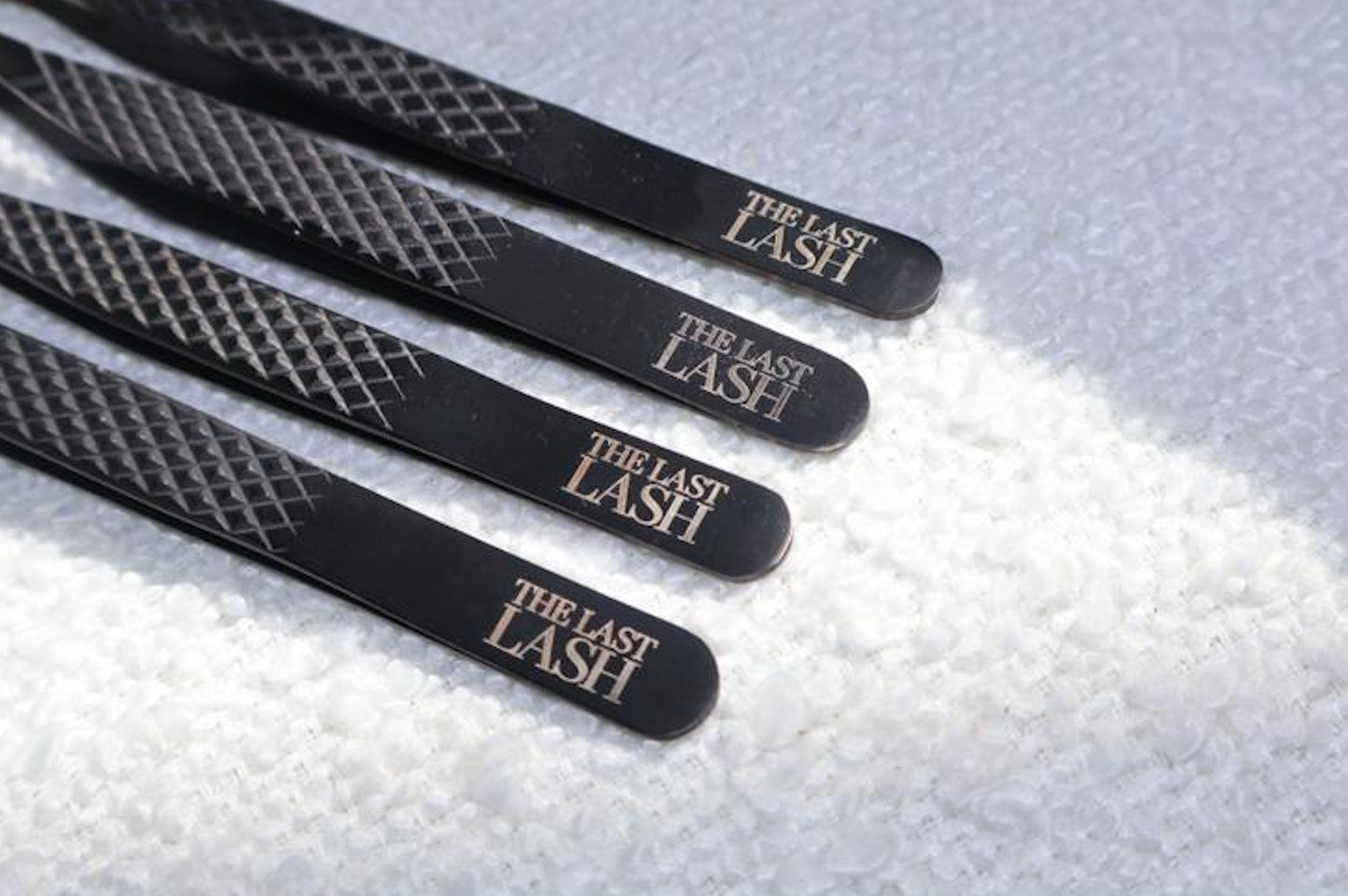 L Boot Fanning Tweezer
