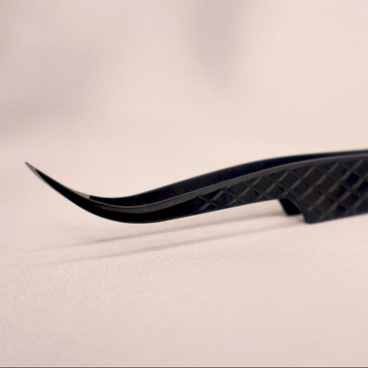 Curved Isolation Tweezer