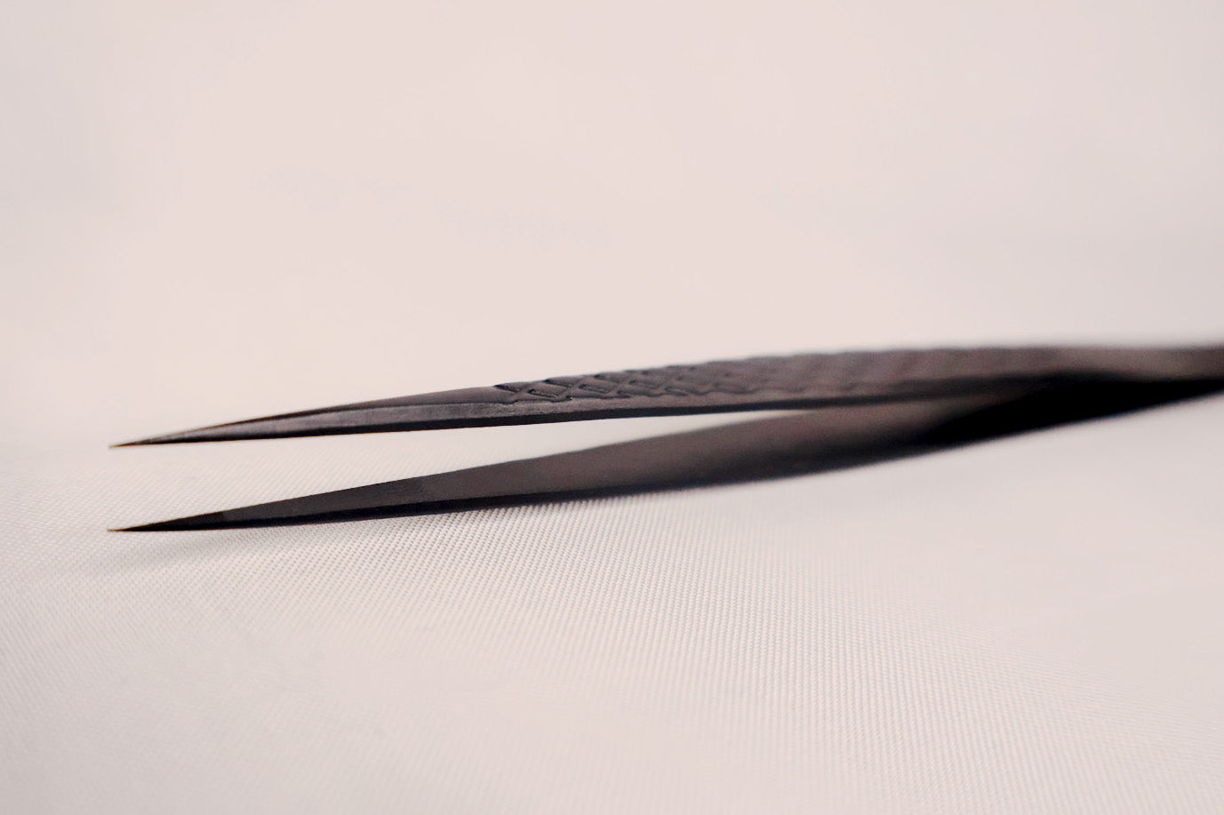 Straight Isolation Tweezer