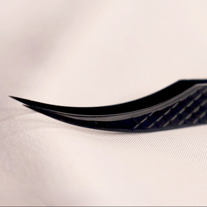 Curved fanning Tweezer